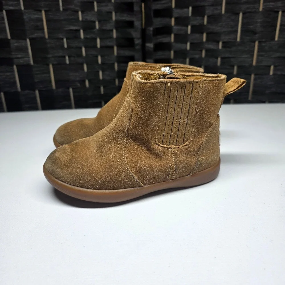 UGG good used